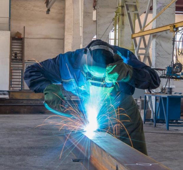 the employee conducting gas welding works